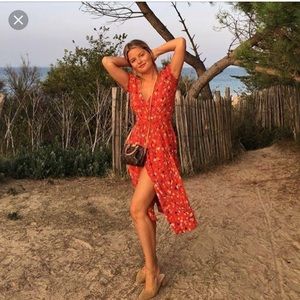 Realisation Par Teale rouge fleur